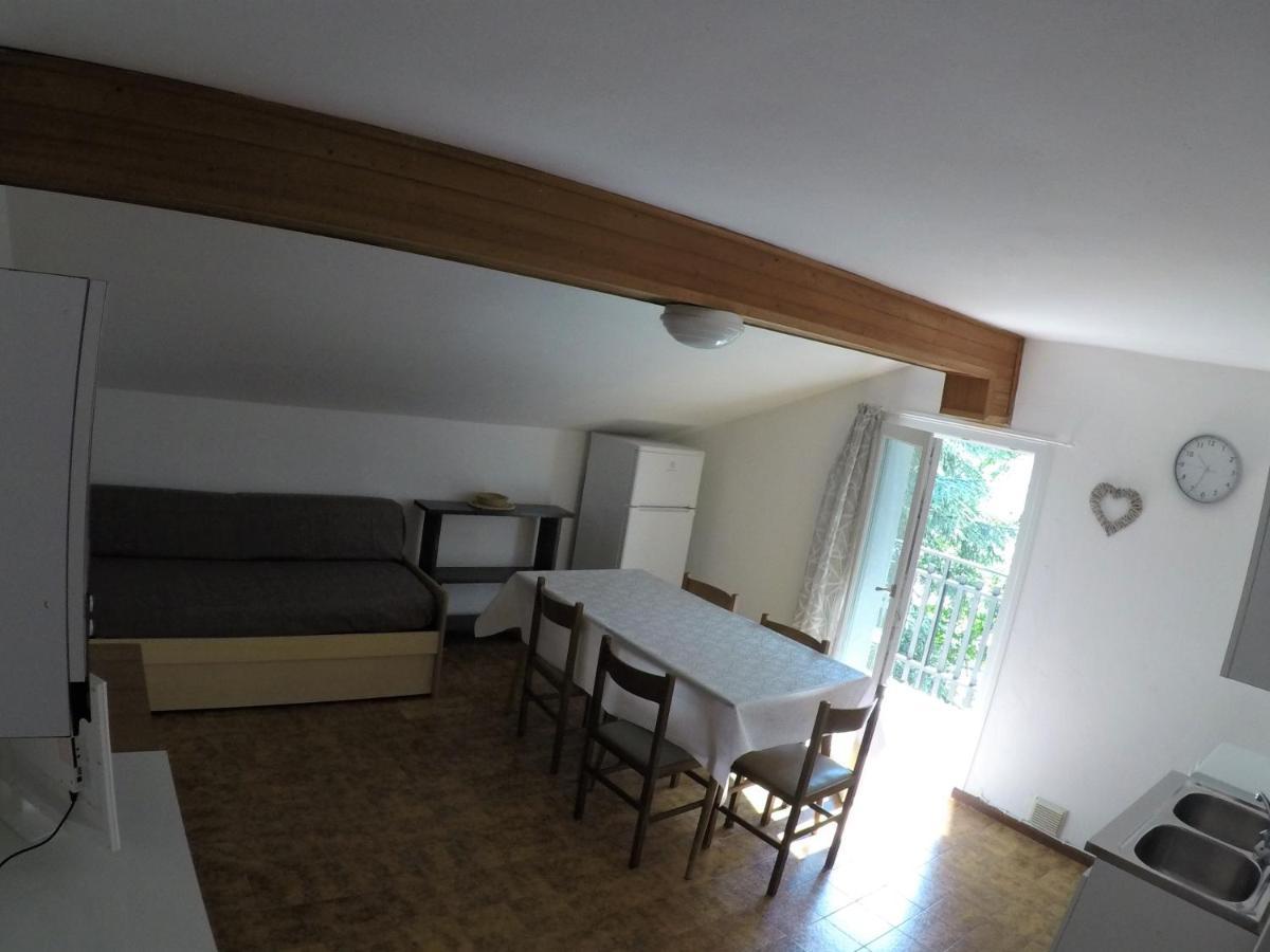 Residence Catullo Bezzecca Eksteriør bilde